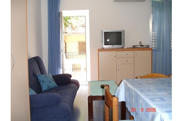 Croaţia Privát Pula, Exteriorul